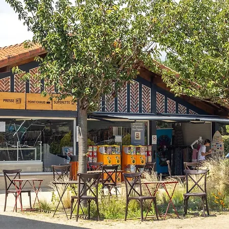 Kemping Mobil Sous Les Pins Les Vignes