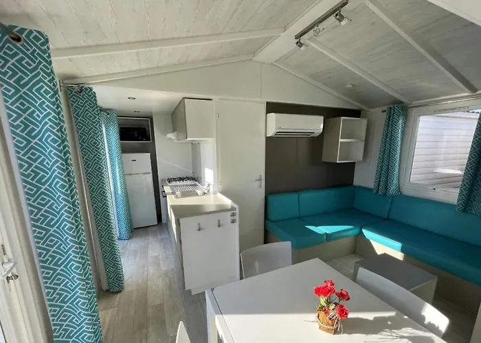 Mobil G107 Les Vignes * Lit-et-Mixe