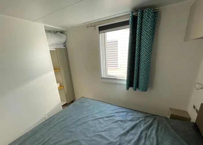 Mobil G107 Les Vignes * Lit-et-Mixe